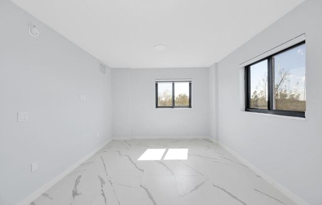 2 beds, 2 baths, 960 sqft, $2,954, Unit 611