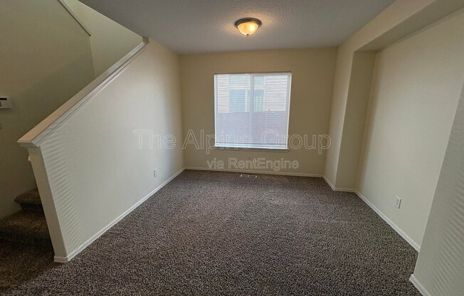 1430 NE GLN ELLEN DR