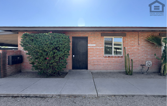 1736 E Virginia Ave