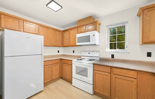 2 beds, 1.5 baths, 772 sqft, $1,675, Unit 4380 Tull Road - Unit 208