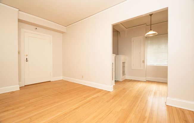 1 bed, 1 bath, 550 sqft, $1,400, Unit 407