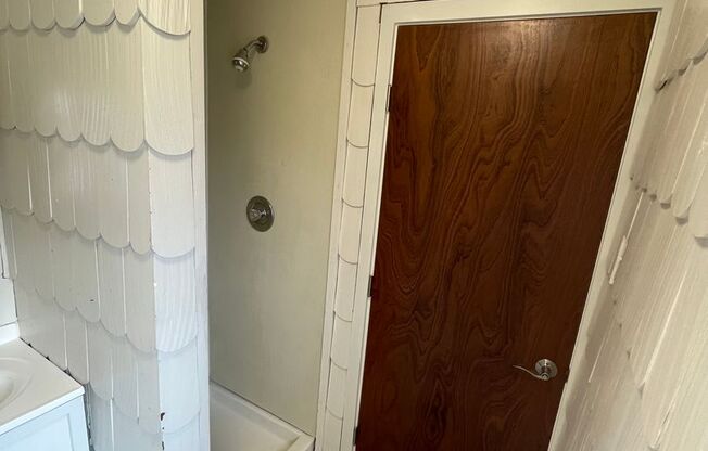 1 bed, 1 bath, $1,295, Unit Unit 3
