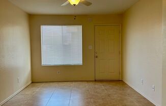 2 beds, 1 bath, 795 sqft, $1,250, Unit 43 W Inglewood St #1