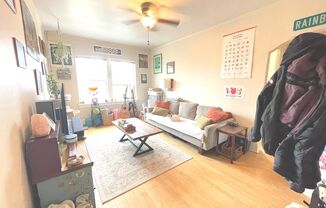 1 bed, 1 bath, $1,045, Unit 301