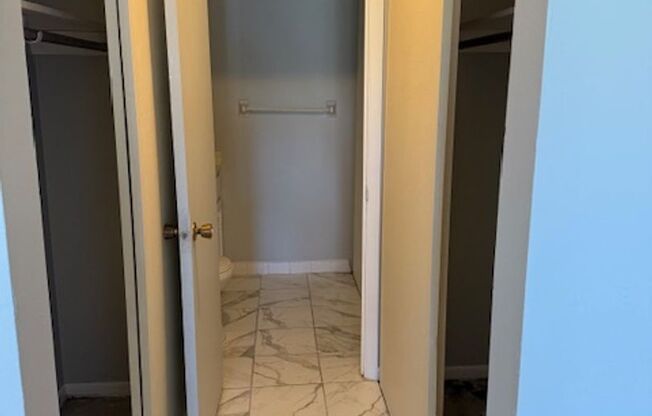 2 beds, 1.5 baths, 1,100 sqft, $1,395, Unit 802-210