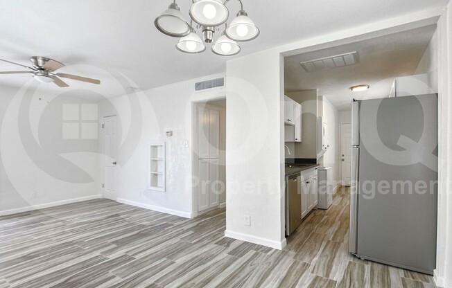2109 W HAYWARD AVE