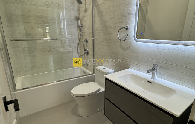 535 NEWBURY ST