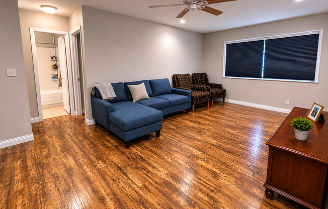Adorable Downtown Condo