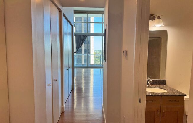 Studio, 1 bath, $1,795, Unit Unit 701