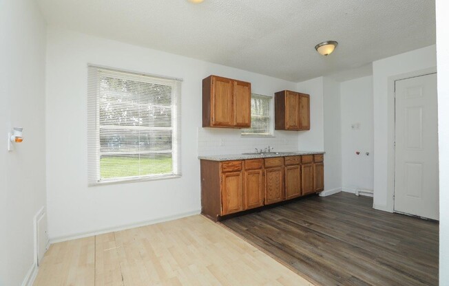 3 Bedroom - Move in Ready in South East Houston