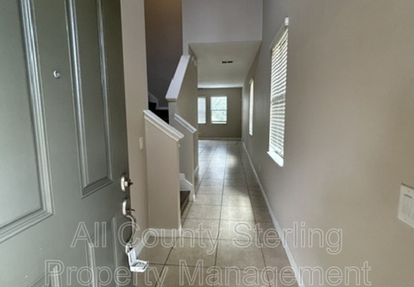 1876 LEATHER FERN DR