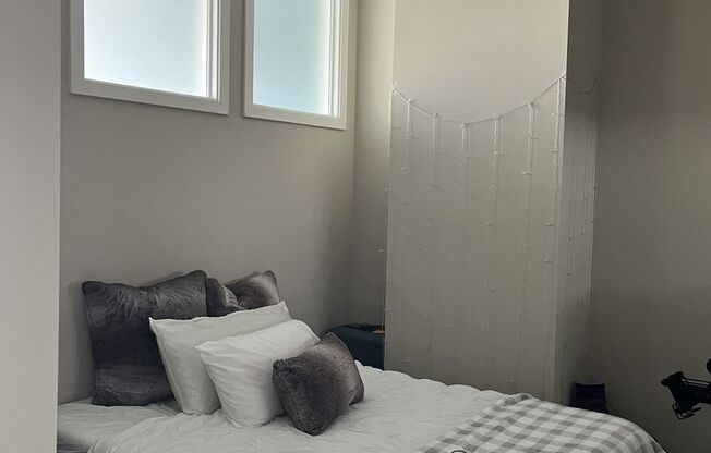 1 bed, 1 bath, 747 sqft, $1,500, Unit 408