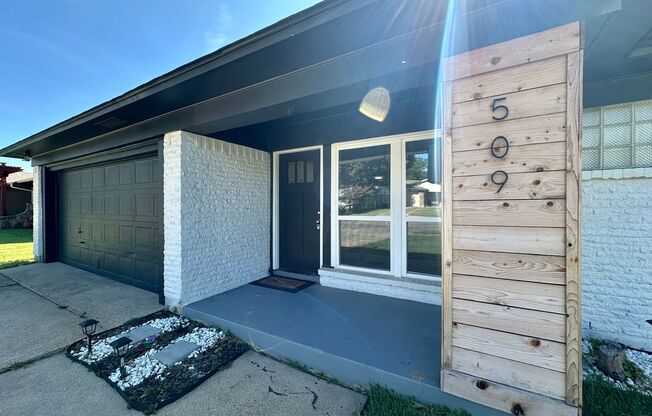 Fully Renovated 3-Bedroom Home in Prime Richardson Location!