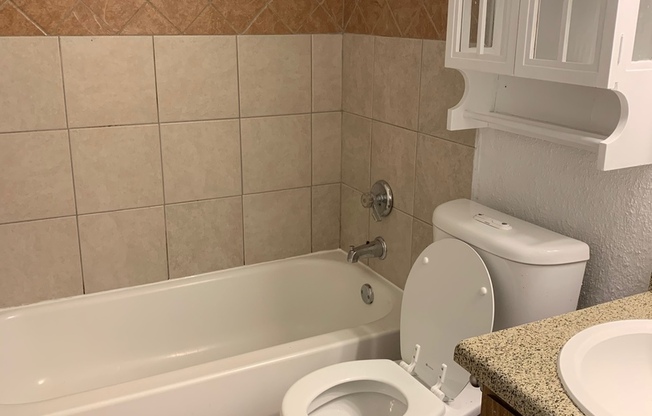 Charming 1-Bedroom Apartment in Fort Worth – 700 Sq. Ft.