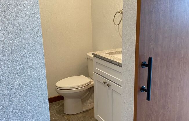 Studio, 1 bath, 288 sqft, $1,225