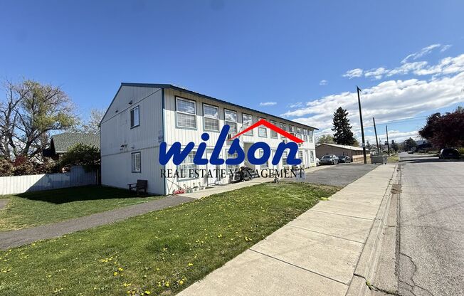 1318 Fairbanks Ave