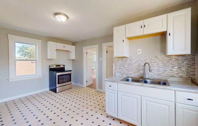 3149 W 32nd St