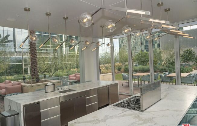 Studio, 1 bath, 544 sqft, $2,100, Unit 719