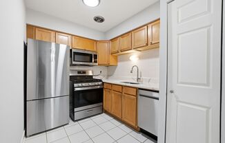 6758 N. Sheridan Rd.