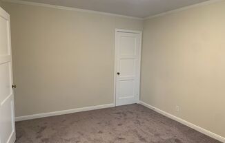 1 bed, 1 bath, $2,400, Unit 6