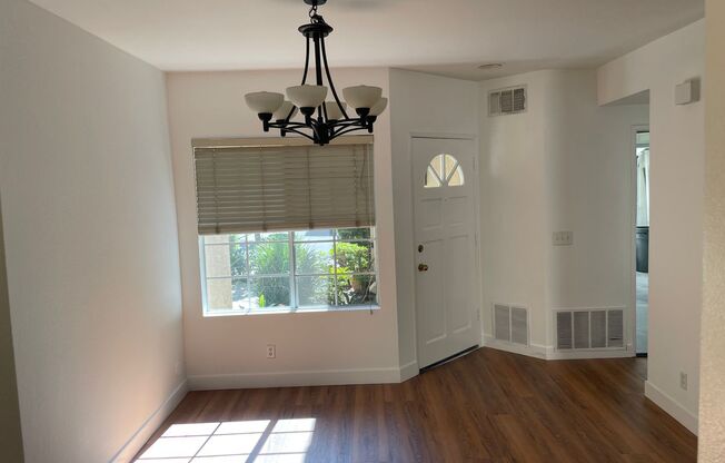 Dual Master Two Bedroom Townhome in Westpark Irvine