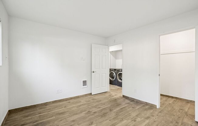 2 beds, 1 bath, 1,014 sqft, $2,135, Unit 98