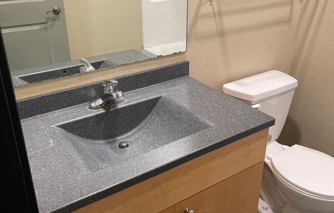 1 bed, 1 bath, 578 sqft, $1,285, Unit 211