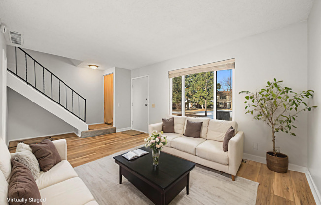 3BR Townhome in Aurora | Private Yard, Covered Parking & Community Pool