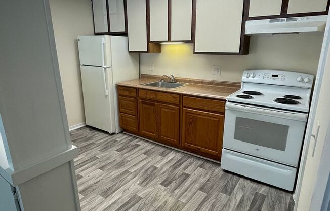 1 bed, 1 bath, $995, Unit 503