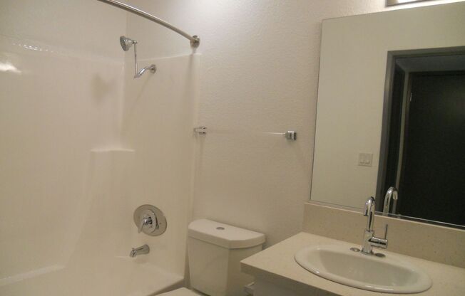 1 bed, 1 bath, 676 sqft, $2,550, Unit 131-21