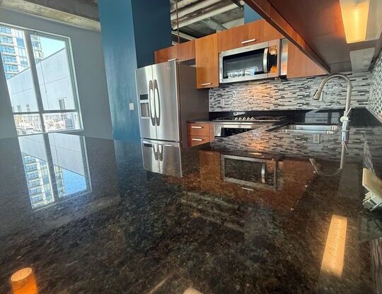 1 bed, 1 bath, 820 sqft, $2,950, Unit 731