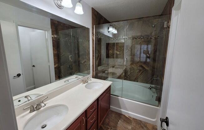3 beds, 2.5 baths, $1,995