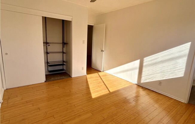 1 bed, 1 bath, 750 sqft, $2,400, Unit 1/2