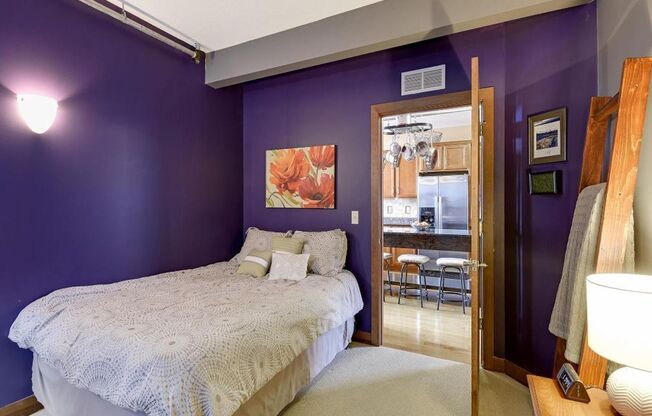 3 beds, 2 baths, $3,099, Unit #707