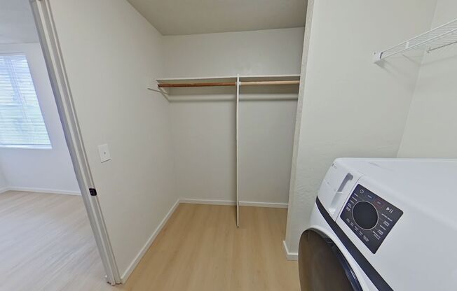 1 bed, 1 bath, 469 sqft, $1,312, Unit 27A