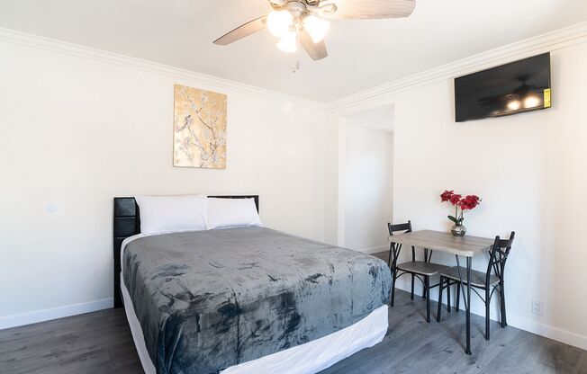 Studio, 1 bath, 126 sqft, $1,695, Unit 230