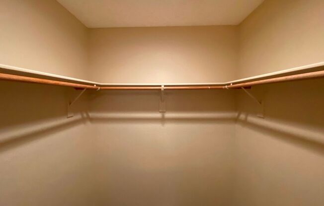 1 bed, 1 bath, $1,050, Unit # 257