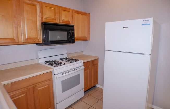 4282-4284 Whittier St.
