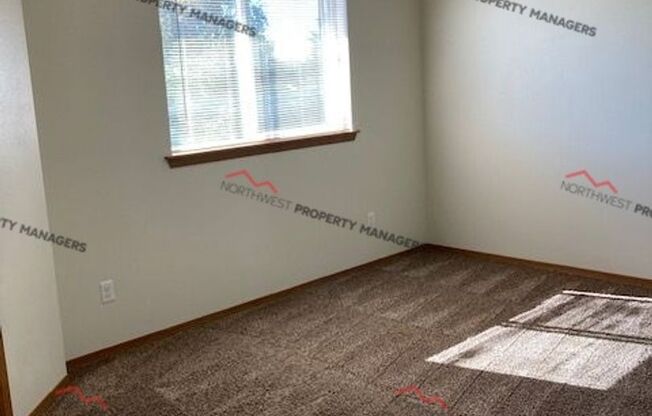 3 beds, 2.5 baths, 1,250 sqft, $1,800, Unit #50