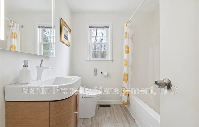 64 TRAPELO RD
