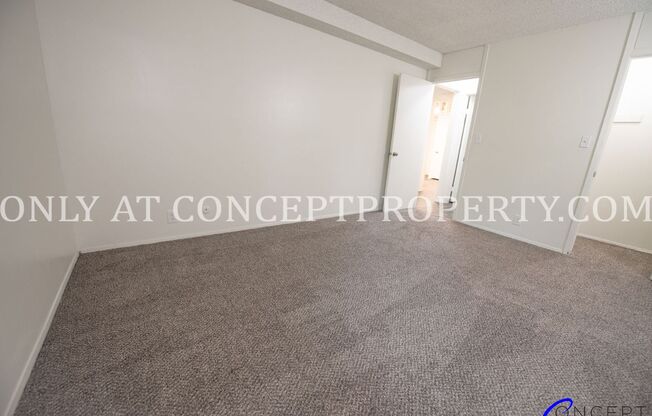 1 bed, 1 bath, 700 sqft, $1,225, Unit 35
