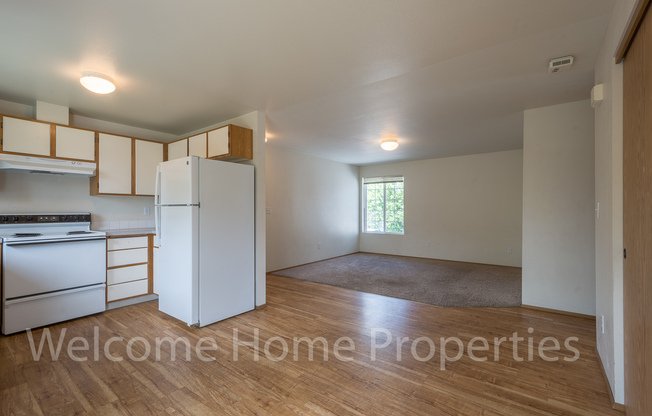 2 beds, 1 bath, $1,195