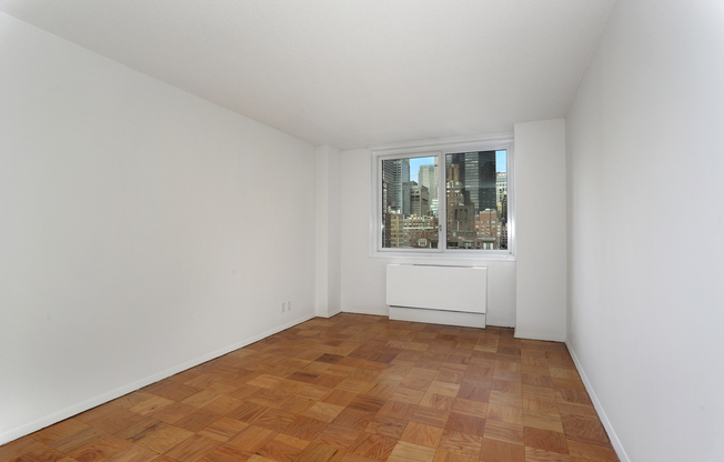 2 beds, 2.5 baths, $9,500, Unit 15D