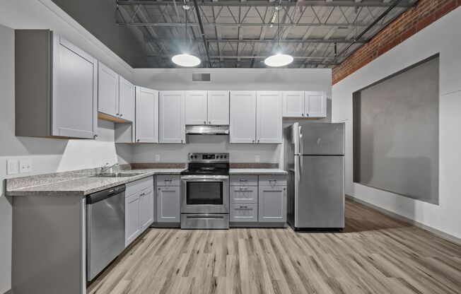 1 bed, 1 bath, 515 sqft, $950, Unit 228