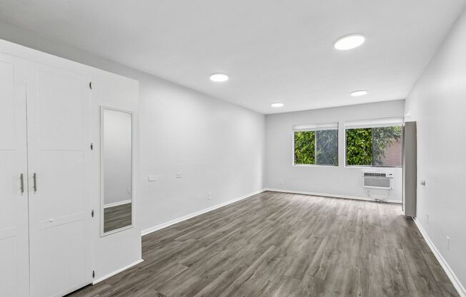 Studio, 1 bath, 615 sqft, $1,898, Unit 119