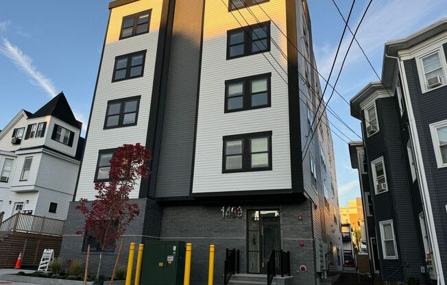 Welcome to 1499 in Revere, MA Steps from the Blue Line!