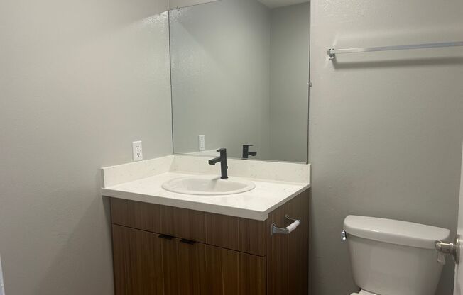 2 beds, 1.5 baths, 1,074 sqft, $3,125, Unit 800Q2