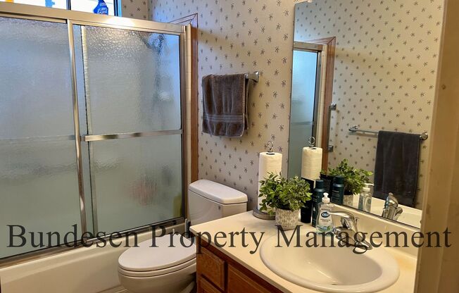 3 beds, 1.5 baths, $3,000