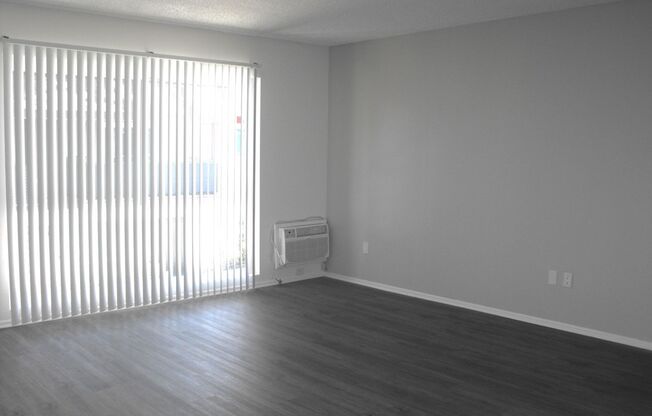 2 beds, 2 baths, 1,150 sqft, $2,677, Unit Unit 09F