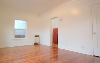 Studio, 1 bath, 450 sqft, $1,595, Unit Unit #101